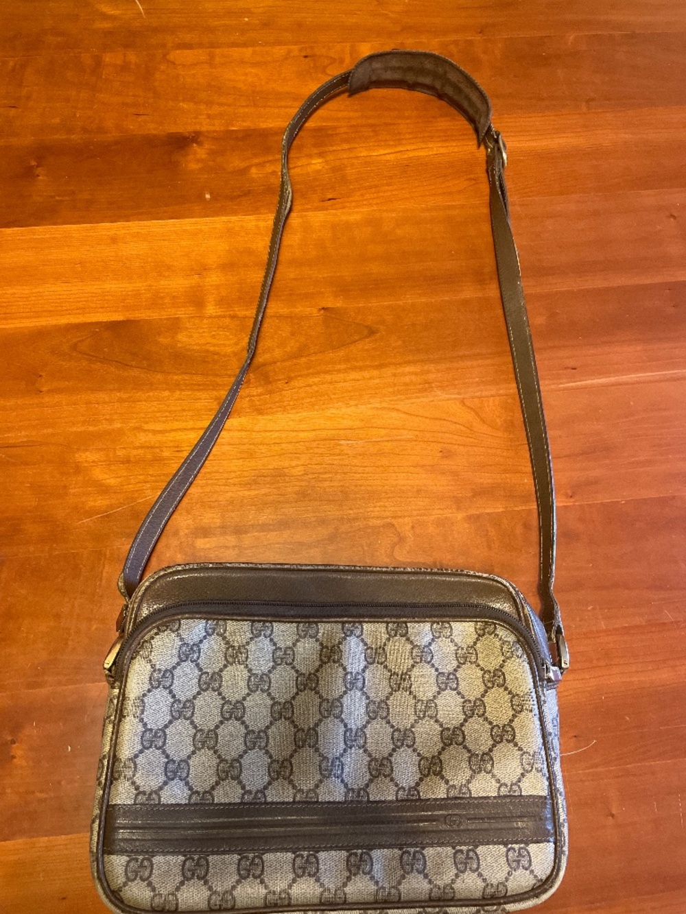Gucci Vintage Authentic Sherry Line Bag - Picture 1 of 16